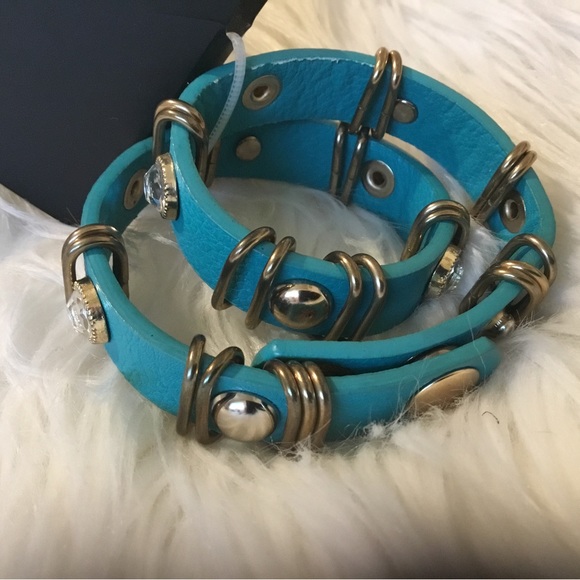 NWT Oxford Street Aqua & Clear Stone Wrap Bracelet. - Picture 2 of 10